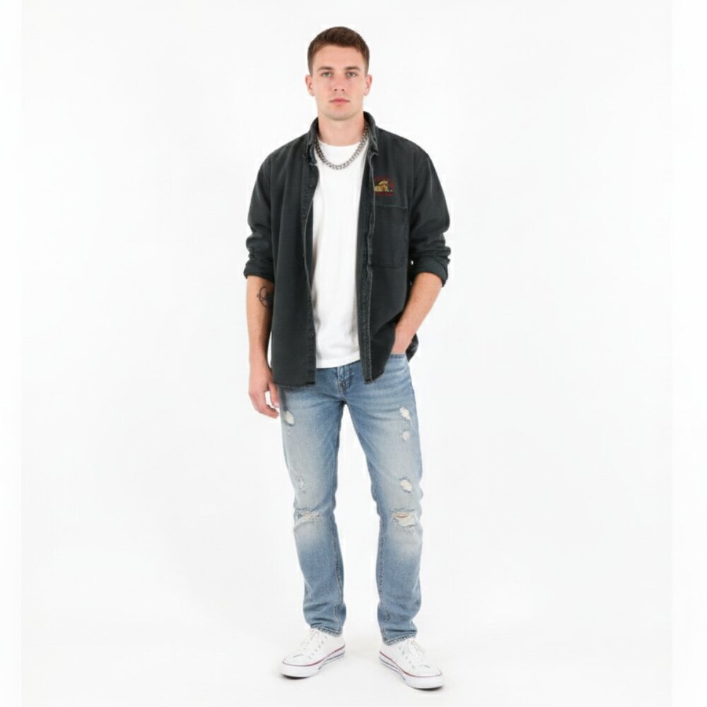 *Canada Sportswear Denim Button Down